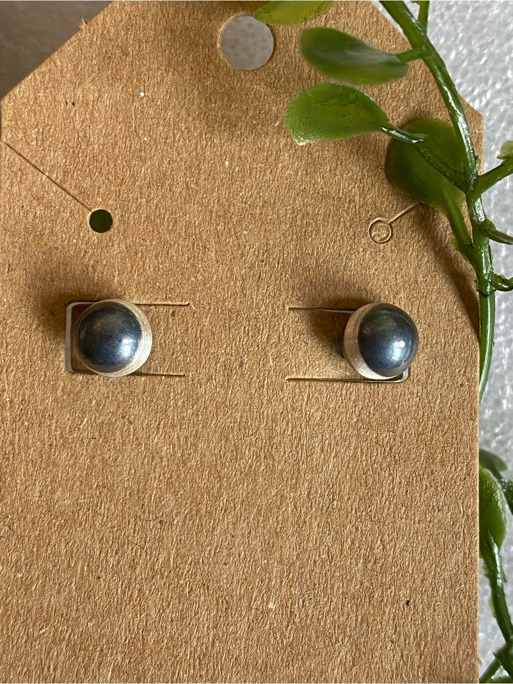 E7 Navajo Desert Pearl Stud Post Sterling Silver Earrings | Size 7mm